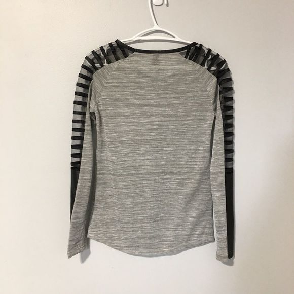 Yoki Black/Grey Long Sleeve Mesh Top Size S - Picture 2 of 8